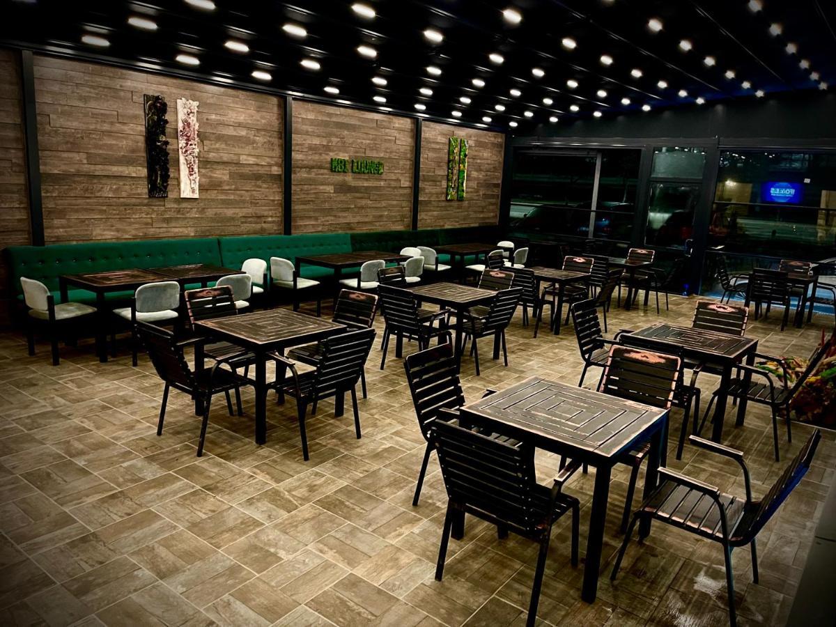 Mbi Travel Inn Craiova Exterior photo